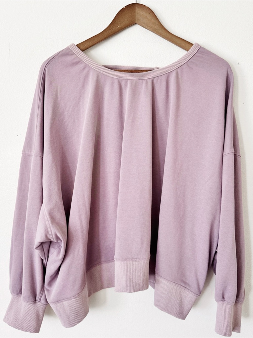 eesome Lavender Relaxed Boatneck Sweatshirt open back medium